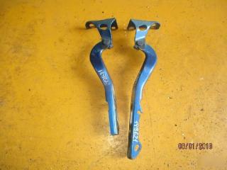 Петля капота HONDA FIT GD1GD2GD3GD4 1 ракурс Петля капота HONDA FIT GD1GD2GD3GD4 1 ракурс