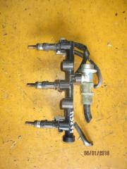 Инжектор  DAIHATSU   MOVE   LA160S   KF   23250B2050  2 ракурс
