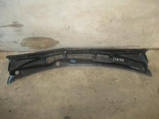 Жабо  TOYOTA   VITZ   SCP10        2 ракурс