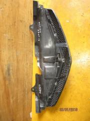 Решетка радиатора  TOYOTA   RACTIS   NCP100        2 ракурс
