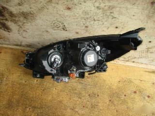 Фара правая передняя  MAZDA   PREMACY   CWEFW      p9562  2 ракурс