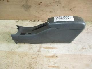 Подлокотник TOYOTA MARINO AE101 1 ракурс Подлокотник TOYOTA MARINO AE101 1 ракурс