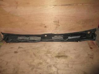 Жабо  TOYOTA   HIACE   TRH226        2 ракурс