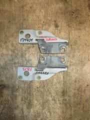 Петля капота  NISSAN   SUNNY   FB15        1 ракурс
