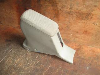 Подлокотник  HONDA   AIRWAVE   GJ1   L15A     2 ракурс