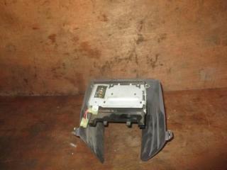 Консоль кпп  TOYOTA   STARLET   EP95        3 ракурс