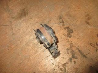 Подушка двигателя задняя  SUBARU   R2   RC1        2 ракурс