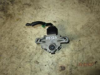 Селектор акпп  HONDA   FIT   GD1   L13A     2 ракурс