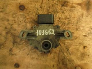 Селектор акпп  HONDA   FIT   GD1   L13A     1 ракурс