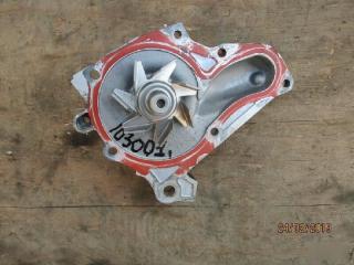 Помпа  TOYOTA   ALTEZZA   SXE10   3SGE     2 ракурс
