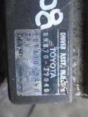 Блок управления форсунками  TOYOTA   DYNA   XZU308      8987037040  2 ракурс
