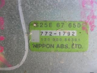 Блок управления abs  MAZDA   BONGO FRIENDEE   SGEW      S25E67650  2 ракурс