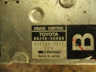 Блок управления  TOYOTA   CELSIOR   UCF20      8824050080  3 ракурс