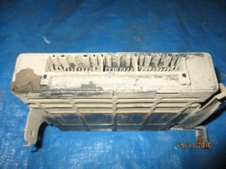 Блок управления efi  MITSUBISHI   LEGNUM   EC3W   4G64   MR518884  3 ракурс