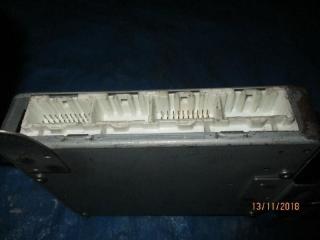 Блок управления efi  MAZDA   BONGO   SK82      E6T50873H  3 ракурс