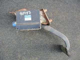 Педаль тормоза  TOYOTA   LAND CRUISER   FZJ80        1 ракурс
