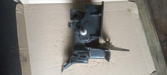 Подушка двигателя левая передняя  TOYOTA   AQUA   NHP10   1NZ     3 ракурс