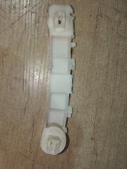Крепление бампера правое переднее  MITSUBISHI   EK WAGON   B11W        2 ракурс