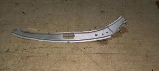 Крепление бампера правое переднее  TOYOTA   CELICA   ZZT231        2 ракурс