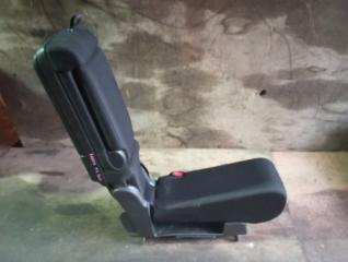 Подлокотник  NISSAN   SERENA   HFC26        2 ракурс