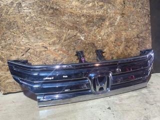 Решетка радиатора  HONDA   STEPWAGON   RK6        1 ракурс