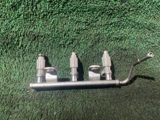 Инжектор  MITSUBISHI   MINICAB   U61V   3G83     2 ракурс
