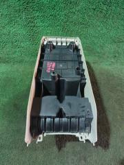 Подлокотник  TOYOTA   MARK II   JZX110        4 ракурс