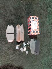 Колодки тормозные передние DAIHATSU TERIOS J122G 04465-B4020 1 ракурс Колодки тормозные передние DAIHATSU TERIOS J122G 04465-B4020 1 ракурс