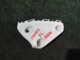 Крепление бампера левое переднее  DAIHATSU   BOON   M600S   1KR   52116-B1050  1 ракурс