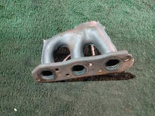 Коллектор выпускной  SUZUKI   WAGON R   MC11SMC12SMC21MC21SMC22S   K6A   LZA08-J2  4 ракурс