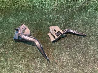 Петля капота  TOYOTA   ESTIMA   ACR50W        1 ракурс