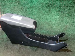 Подлокотник  TOYOTA   MARK X ZIO   ANA10        3 ракурс