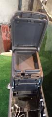 Подлокотник  HONDA   ELYSION   RR2        5 ракурс