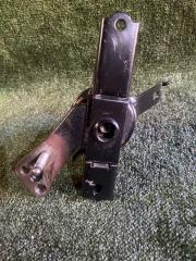 Подушка двигателя правая передняя  TOYOTA   VITZ   SCP90   2SZ     3 ракурс