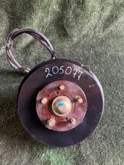 Ступица правая задняя SUBARU IMPREZA GD2 , , 1 ракурс Ступица правая задняя SUBARU IMPREZA GD2 , , 1 ракурс