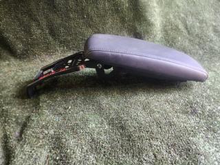 Подлокотник  TOYOTA   SAI   AZK10   2AZ     2 ракурс