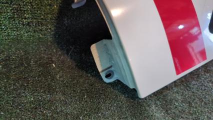 Щечка левая передняя TOYOTA HIACE TRH226 2 ракурс Щечка левая передняя TOYOTA HIACE TRH226 2 ракурс