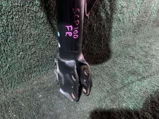 Стойка правая передняя  TOYOTA   RACTIS   SCP100        3 ракурс