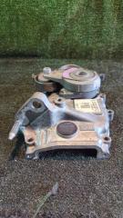 Лобовина двс  HONDA   FIT   GE6   L13A     3 ракурс