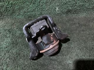 Подушка двигателя правая передняя  DAIHATSU   MIRA   L285V   KF     3 ракурс