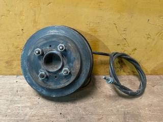 Ступица левая задняя NISSAN BLUEBIRD SYLPHY KG11 , ABS , 1 ракурс Ступица левая задняя NISSAN BLUEBIRD SYLPHY KG11 , ABS , 1 ракурс