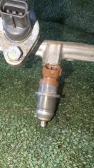 Инжектор  MITSUBISHI   PROUDIA   S33A   8A80     1 ракурс