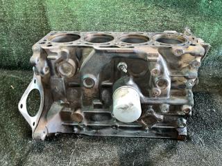 Двигатель  MAZDA   BONGO   SK82   F8     1 ракурс