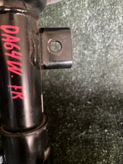 Стойка правая передняя  SUZUKI   EVERY   DA64WDA64V        2 ракурс
