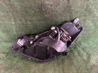 Фара правая передняя  TOYOTA   VITZ   NSP130        2 ракурс