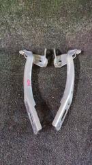 Петля капота HONDA FIT GP5 1 ракурс Петля капота HONDA FIT GP5 1 ракурс