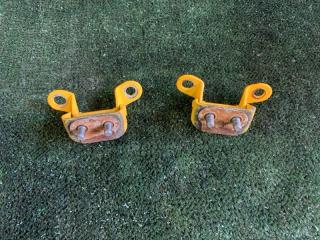 Петли 5-й двери задняя  TOYOTA   LAND CRUISER   URJ202VDJ200        2 ракурс