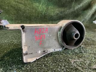 Подушка двигателя передняя MITSUBISHI TOPPO H82A 3G83 1 ракурс Подушка двигателя передняя MITSUBISHI TOPPO H82A 3G83 1 ракурс