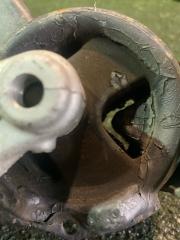 Подушка двигателя левая передняя  HONDA   FIT   GE6   L13A     4 ракурс