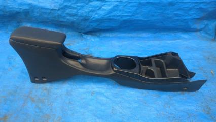Подлокотник  HONDA   FIT SHUTTLE   GP2        1 ракурс